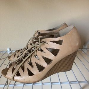 Tan Wedges